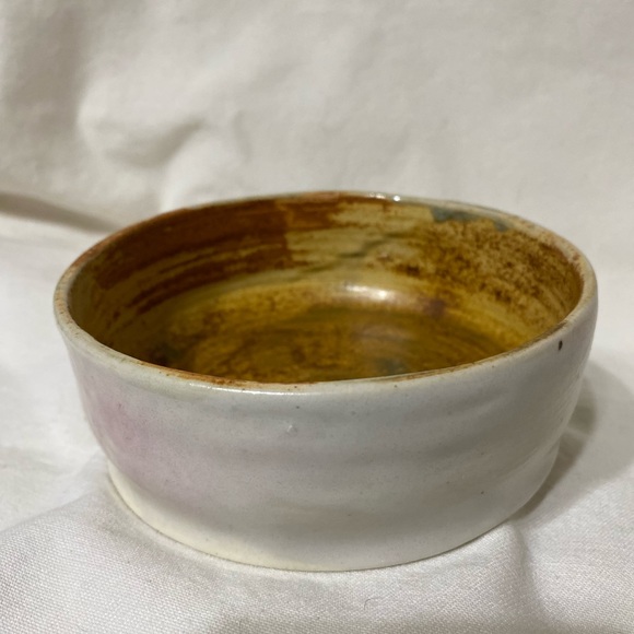 2 Hand Crafted Studio Tan Glazed Pottery Bowles Signed - Picture 5 of 15